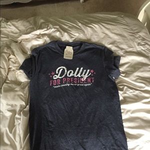 NWT "Dolly for President" shirt (S)